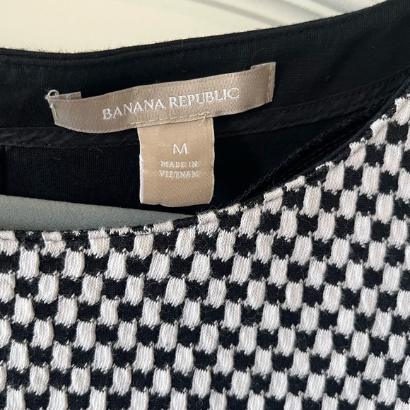 Banana Republic Checkered Short Sleeve Blackk & White Blouse Women’s Medium - Picture 3 of 11